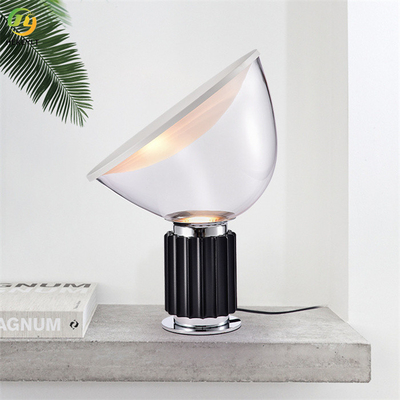 Einfache Aluminium-LED-Nachttischlampe Wohnzimmer Schlafzimmer Glas